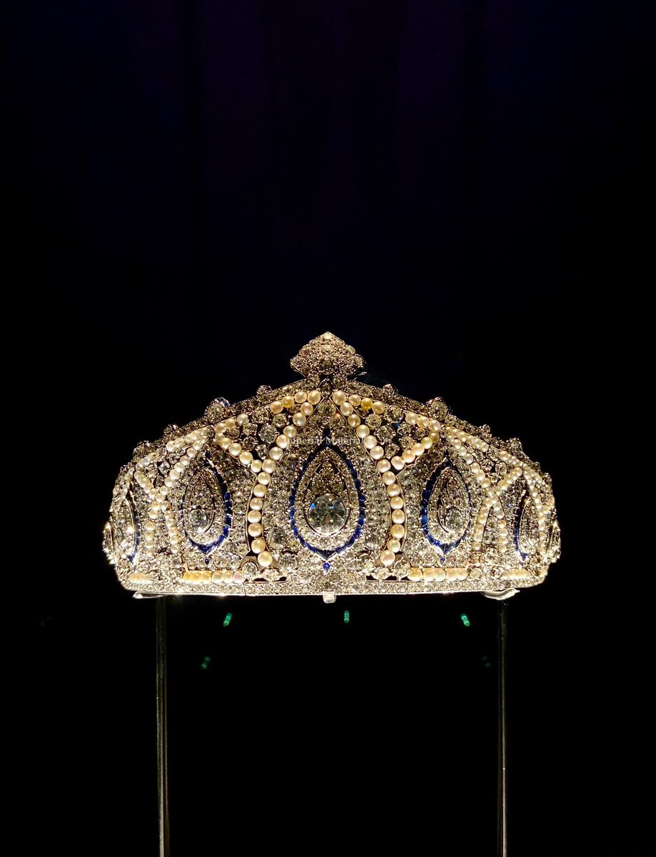 Imperial Material ♚ tweet media