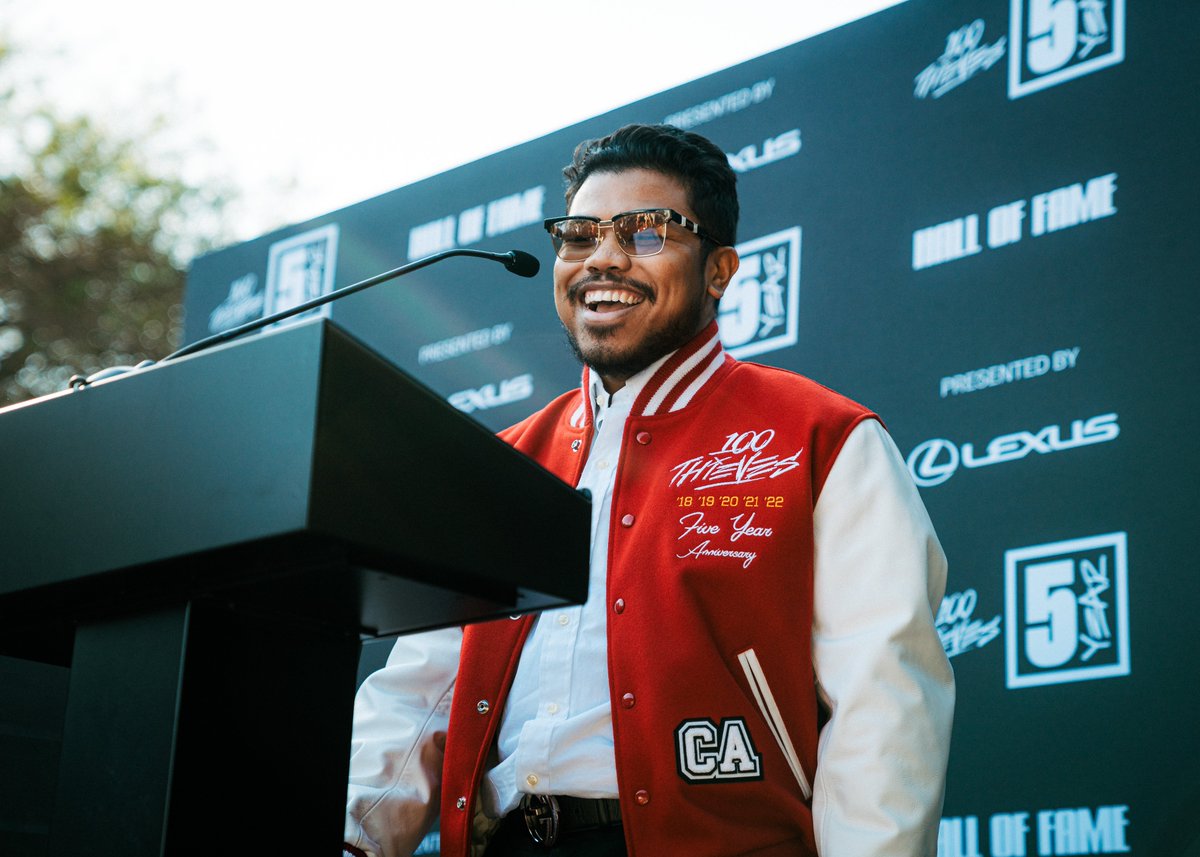 100Thieves's tweet photo. Back where you belong, @Kuavo 🦖 https://t.co/CMUp1qERFy