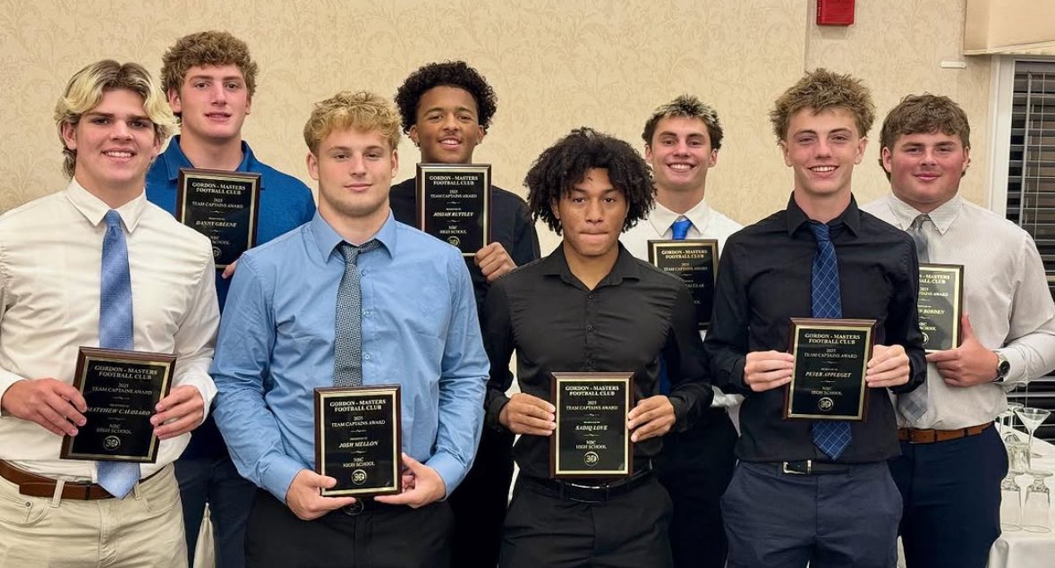 Honored to stand next to these guys last night for the 2025 Gordon Masters Football Captains Award dinner.
<a href="/HoundsGridiron/">NB Football</a> <a href="/gordonmasters/">GordonMasters BCFC</a>