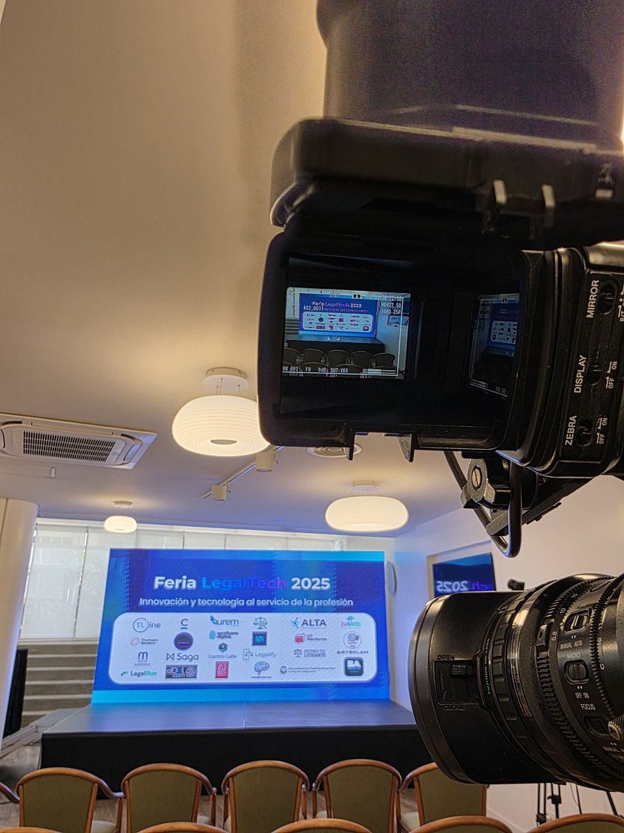 📣 En minutos arranca la
Feria Legaltech 2025: #innovacion y Tecnología al servicio de la profesión en el <a href="/CPACF/">C.P.A.C.F</a>
📌 Los esperamos con 
🤖 #JustiBotIA junto a <a href="/odlitigante/">Defensa del Litigante</a> y #MiReclamo 
de 17 a 20h en el 2° al lado del stand <a href="/editorialjus/">Editorial Jusbaires</a>
#InnovacionJuridica #JusticiaDeLaCiudad