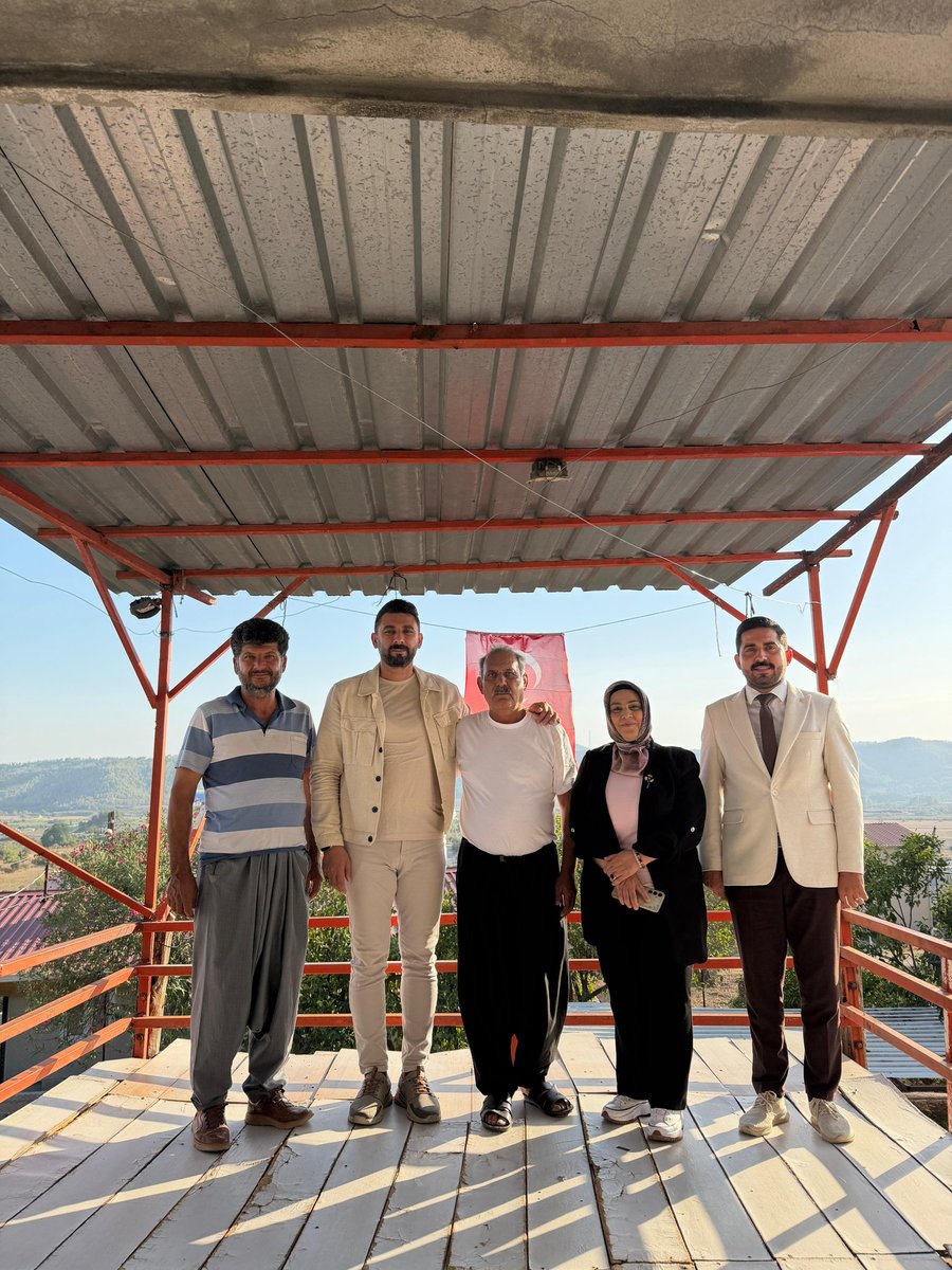 📍Çukurova

Pirili Mahallemizde kıymetli hemşehrimiz Mithat Gedik abimizi evinde ziyaret ederek samimi bir sohbet gerçekleştirdik. Sohbetimizin ardından AK Parti ailemize katılımını sağlamanın mutluluğunu yaşadık. 

Her yeni üyemiz, yolumuza güç ve birlik beraberliğimize katkı