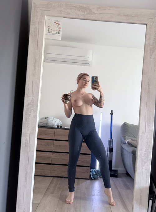 1 pic. &iquest;Estamos todos de acuerdo de que el cardio se hace en casa? https://t.co/9HD5pujAlJ