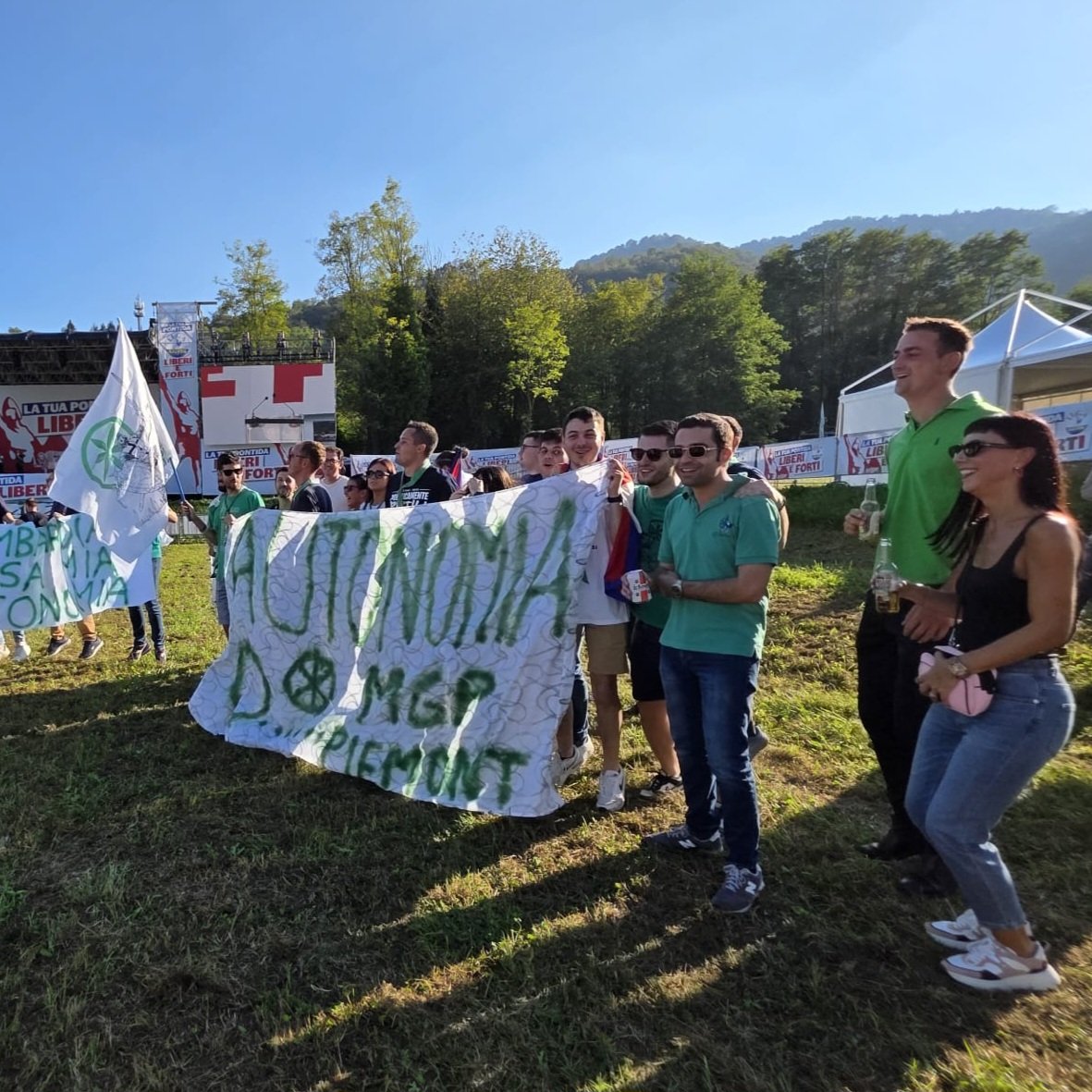 MgpPiemonte's tweet photo. Pontida 2025

#LegaGiovaniPiemonte #LegaGiovani #pontida2025 #mgppiemont #mgppiemonte #Lega #piemont #piemonte #pontida25 https://t.co/84Jhq8PpTQ