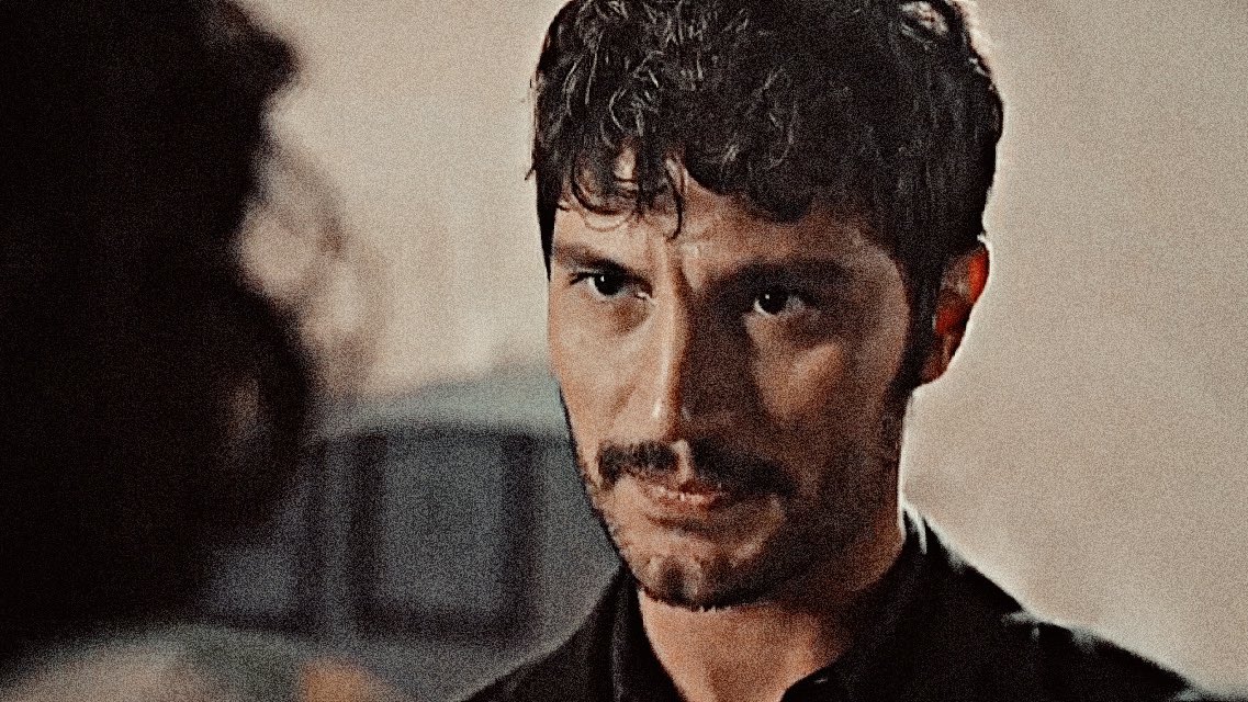 teamfreewillgo's tweet image. o kadar derdin içinde sırf melek beğendi diye gidip kolyeyi bulup almasına düştüm 💖🧸
#sermel ⋆ #halef ⋆ #halefköklerinçağrısı