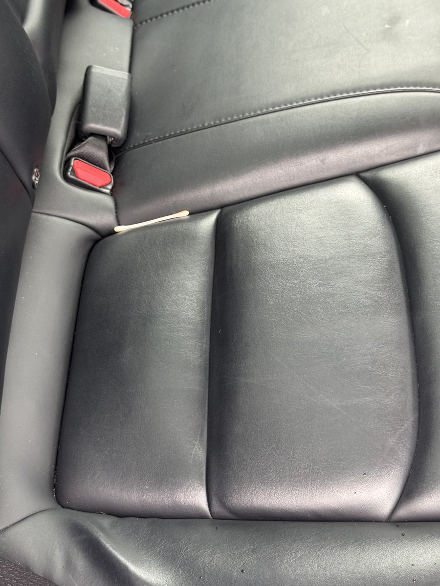 boston_drives's tweet image. Thoughtful passengers often leave gifts for drivers #Lyft #DollarTreeRides