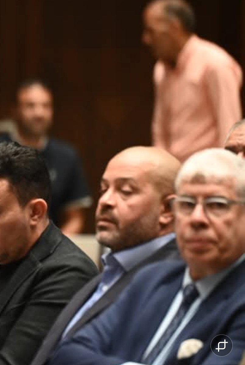 صورة للكابتن احمد شوبير بجوار النائب احمد دياب اثناء حفل تكريم حراس المرمي في اتحاد الكرة وكدهون🫢🫢🫢🫢🫢
#مشاغبات_طارق_رمضان