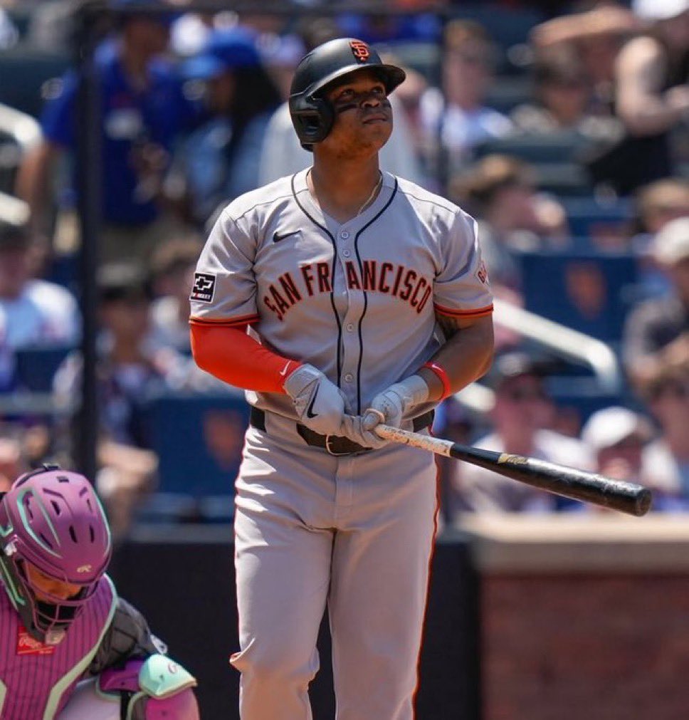 SleeperSFGiants's tweet image. The 2026 Opening Day game between Giants and Yankees will be featured on Netflix, per @AndrewMarchand.