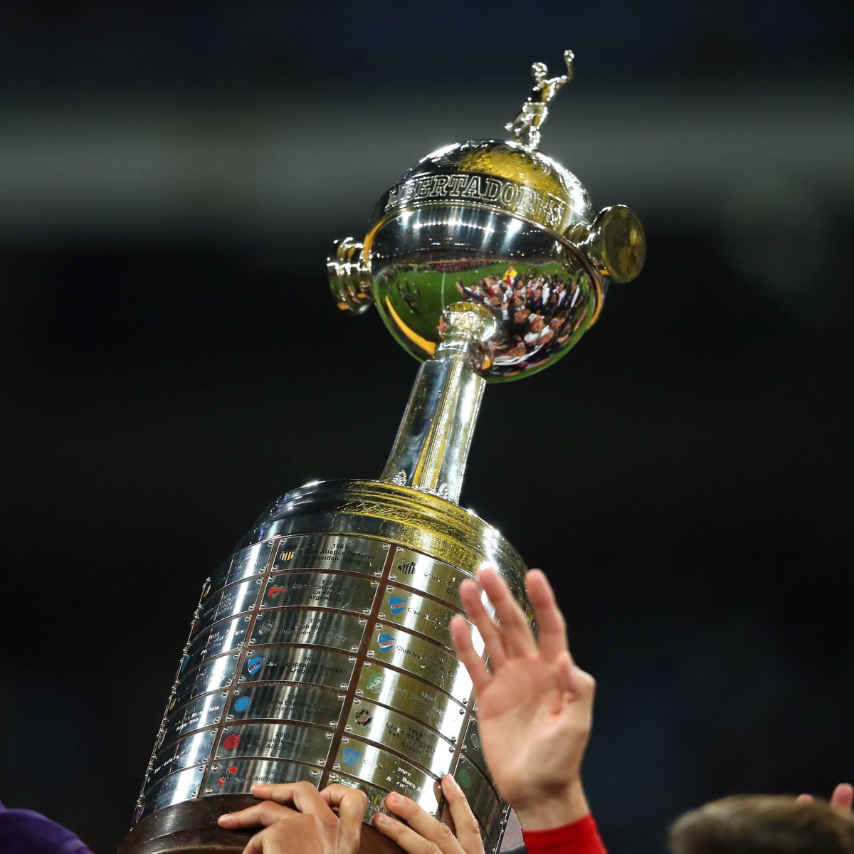 Semifinalistas fora 🇧🇷 e 🇦🇷 das últimas 10 edições da Libertadores:

2016 | Atlético Nacional 🇨🇴
2016 | Independiente Del Valle 🇪🇨
2017 | Barcelona 🇪🇨
2021 | Barcelona 🇪🇨
2024 | Peñarol 🇺🇾
🆕 2025 | LDU Quito 🇪🇨

🇪🇨 Equador - 4
🇨🇴 Colômbia - 1
🇺🇾 Uruguai - 1