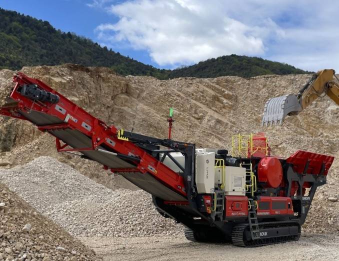 Kenkikan's tweet image. サンドビック製クラッシャーUJ433E❗
日本未導入ですが能力の高いモデルです☝️🙂

#Sandvik 
#MiningMachine
#破砕機
#企業公式つぶやき部
