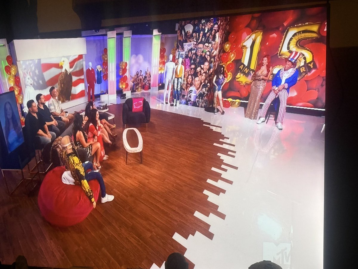 Love seeing <a href="/RealUncleNino/">Uncle Nino Giaimo</a> on #JSFamilyVacation