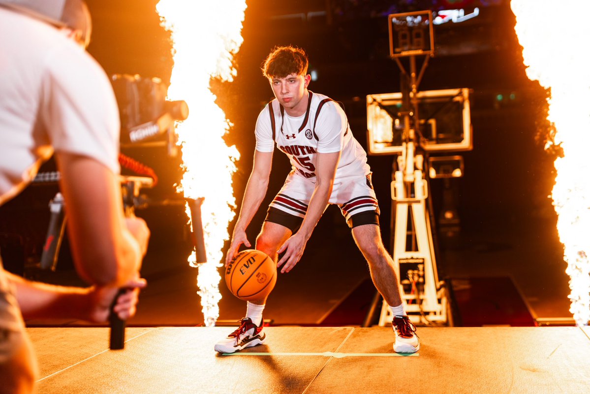 GamecockMBB's tweet image. Coming 🔜 to a court near you. 

#Gamecocks🐔🏀 // #ForeverToThee