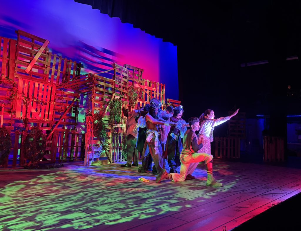 Be sure to catch our all-school play, Peter &amp; the Starcatcher this weekend! Got a sneak peak tonight - so fun! 💫 🏴‍☠️