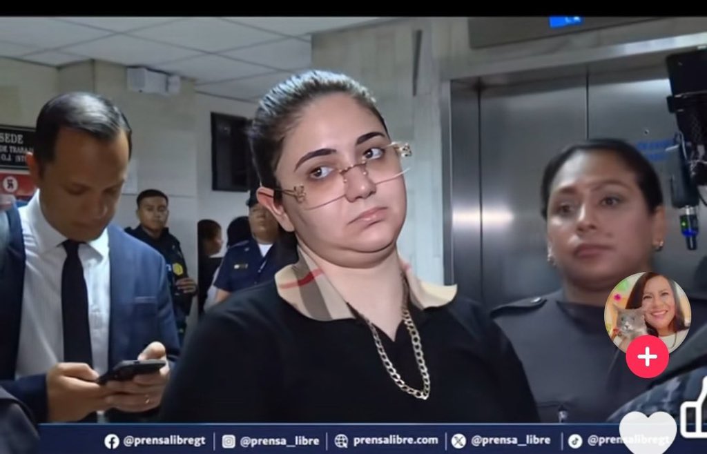 – mamá, fíjate que tengo algo qué decirte 🥺
– no me vayas a decir que otra vez perdiste el tup..
– Perdí tu tuper..
– ...