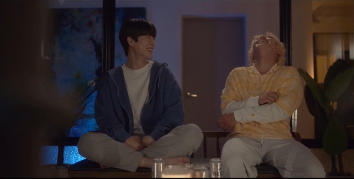 iiforjihoon's tweet image. "me he convertido en un adulto que puede compartir sus verdaderos sentimientos,gracias a las personas que me aman por lo que soy" 😭 
Yo vivo por esta hermosa amistad,nomás vean cómo sonríen AAAAWWJEELEBRN

#AtaDistanceSpringisGreen  
#AtaDistanceSpringisGreenEp12