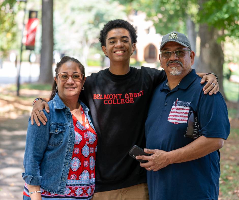 BelmontAbbey's tweet photo. A look back at Family Day this past weekend! ❤️📸

We loved spending time with our amazing Crusader families — thanks for making it such a special day!

#AbbeyLifeIsGood #FamilyDay https://t.co/KH7CsDxabV