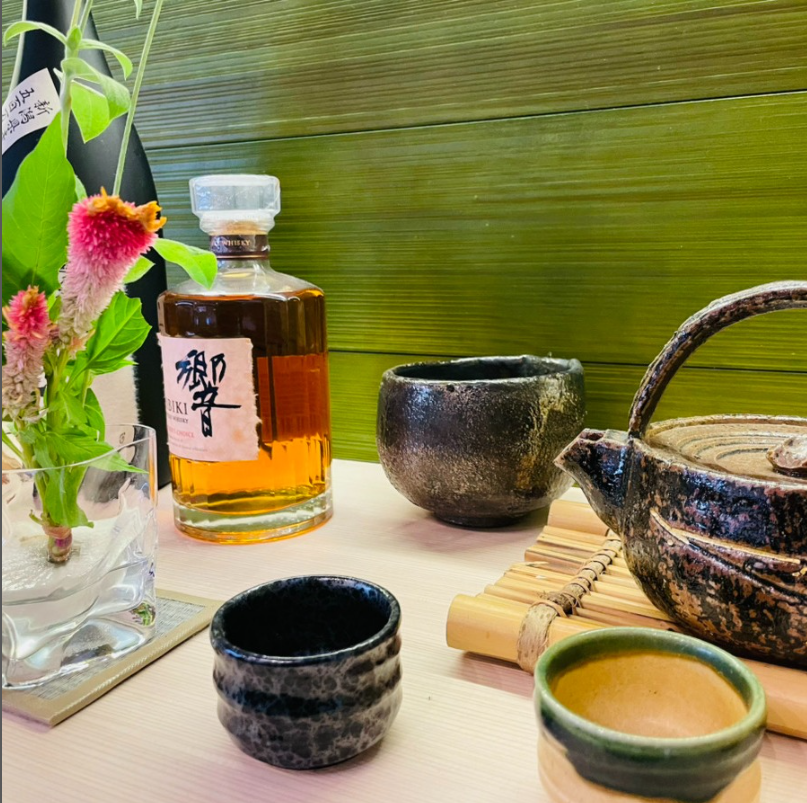 NEOLD_PH's tweet photo. 🍂 The crisp chill of early autumn, where hot tea and sake aromas take turns to warm up the body at NEOLD.🍶
https://t.co/ra0wlt0MAW

#NeoldLuxury #Neoldprivatehouse #LuxuryLivingSpaces #luxurylifestyle #quietelegance #autumninjapan2025 #travelindustry #luxuryhospitality #yoshino https://t.co/CUAkdX8kFh