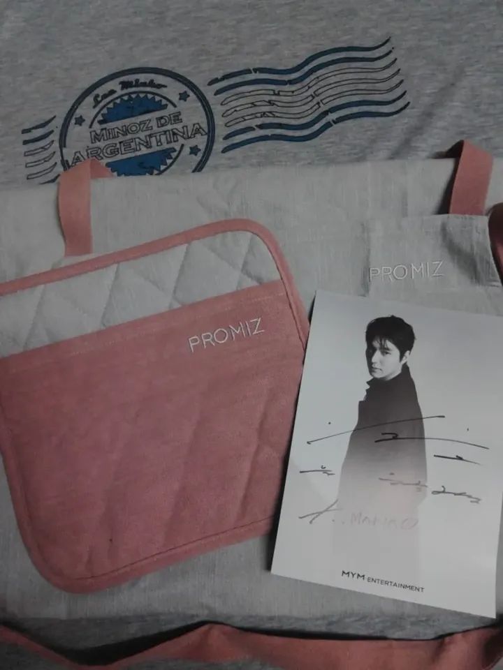 MinozDArgentina's tweet photo. @ledesmamfernanda recibí un premio de Promiz.
Todas estamos agradecidas y felices.
Muchas gracias.. 
@promiz2014 
@myment_official 
@ActorLeeMinHo 

#LEEMINHOenARGENTINA
#minhoverseLATAM
#Minho_en_LATAM
#MINHOVERSE_en_Argentina
#아르헨티나의_MINHOVERSE
#MINHOVERSE_in_Argentina https://t.co/NT90Cr5Et7