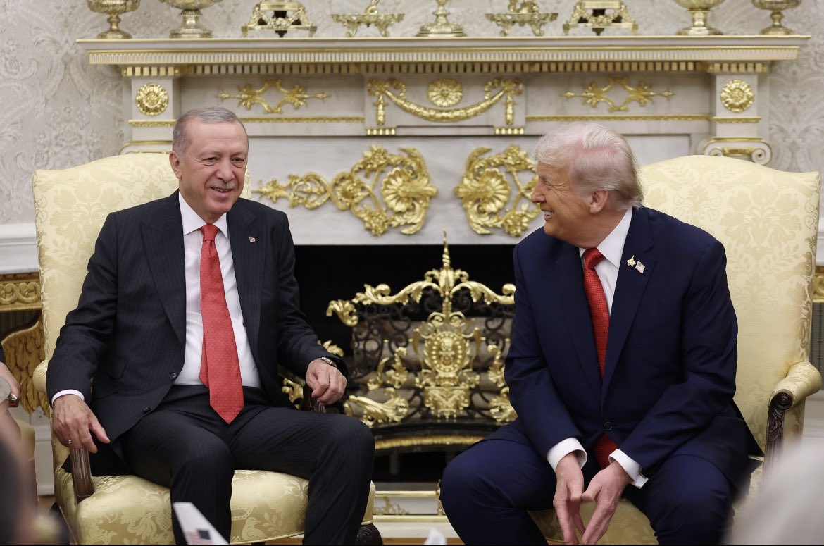 #KüreselLiderErdoğan ❤️🧿 

<a href="/RTErdogan/">Recep Tayyip Erdoğan</a>