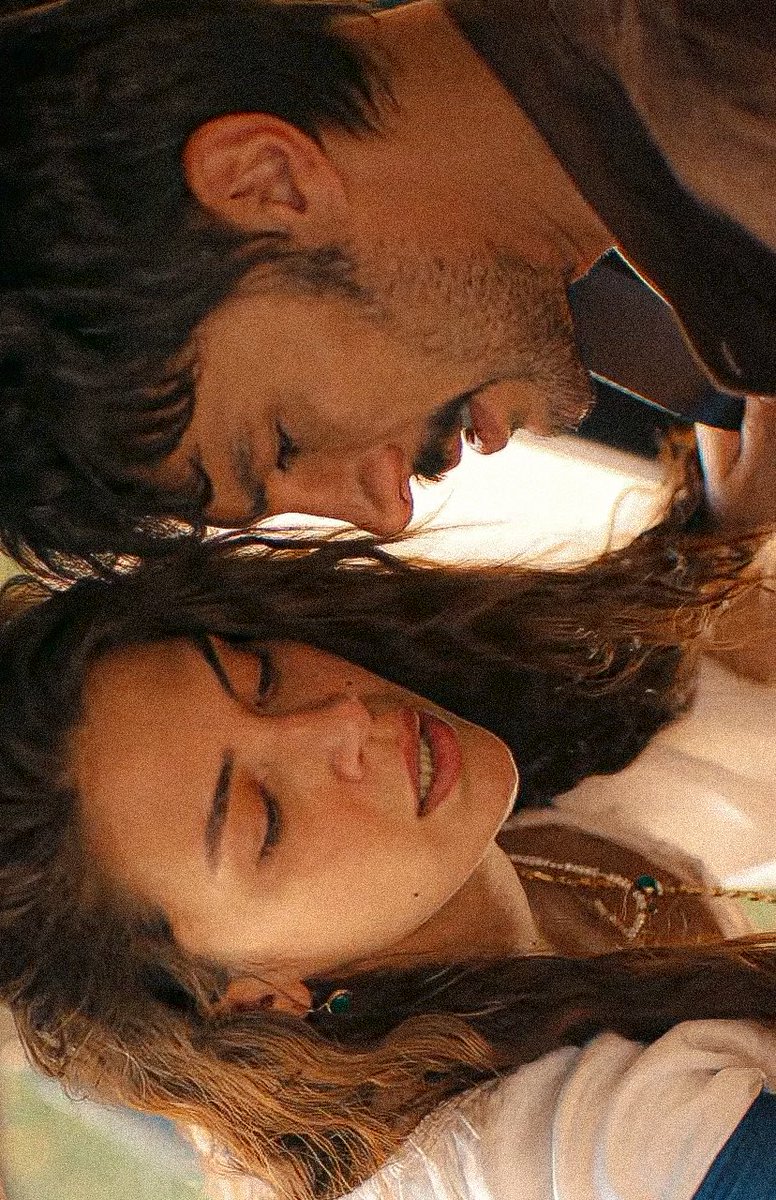 “Sevda önünde ağa da diz çöker.”
—#HalefKöklerinÇağrısı #YilSer