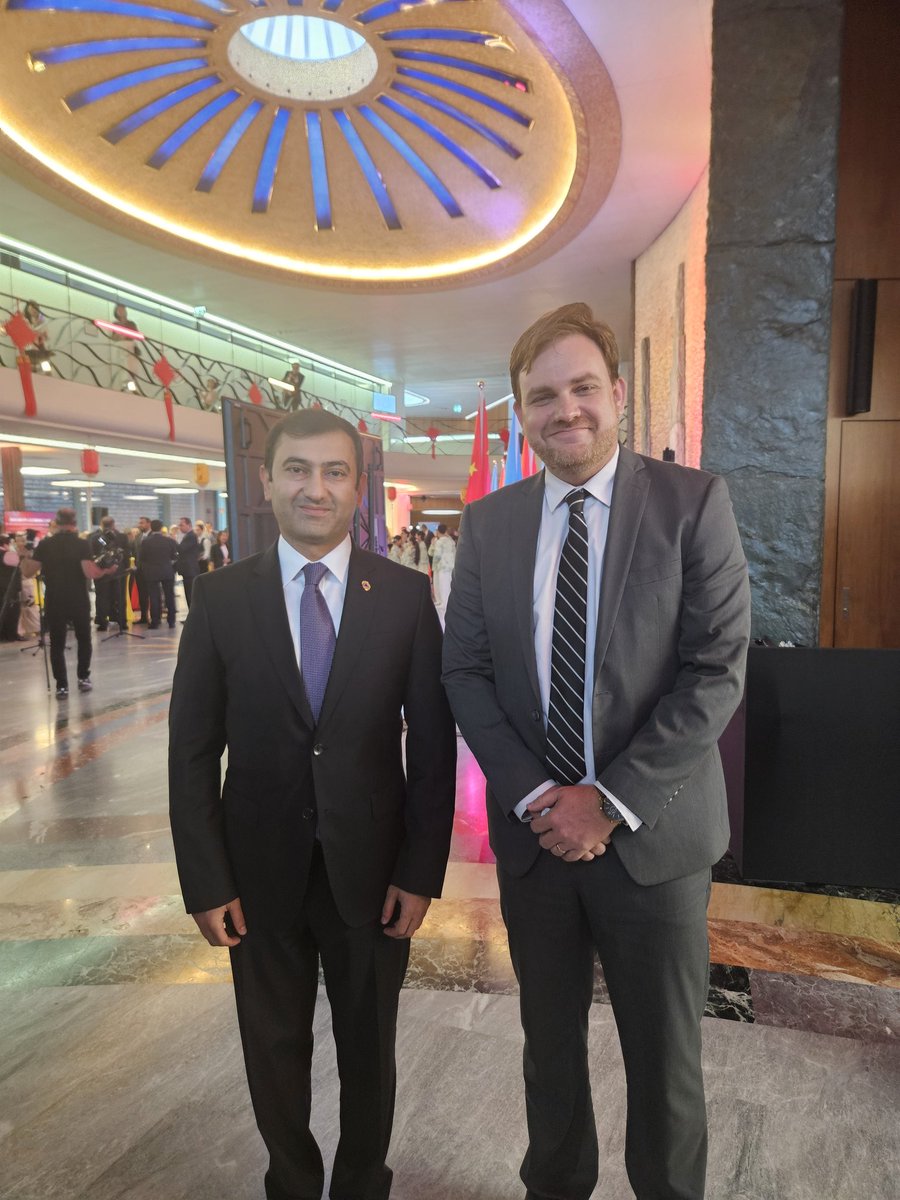 Alejandro González Behmaras tweet media