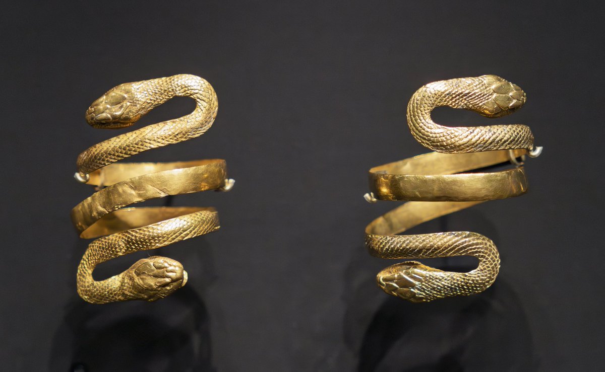 Brazaletes egipcio-romanos en forma de 🐍 serpientes. Siglo I d.C.