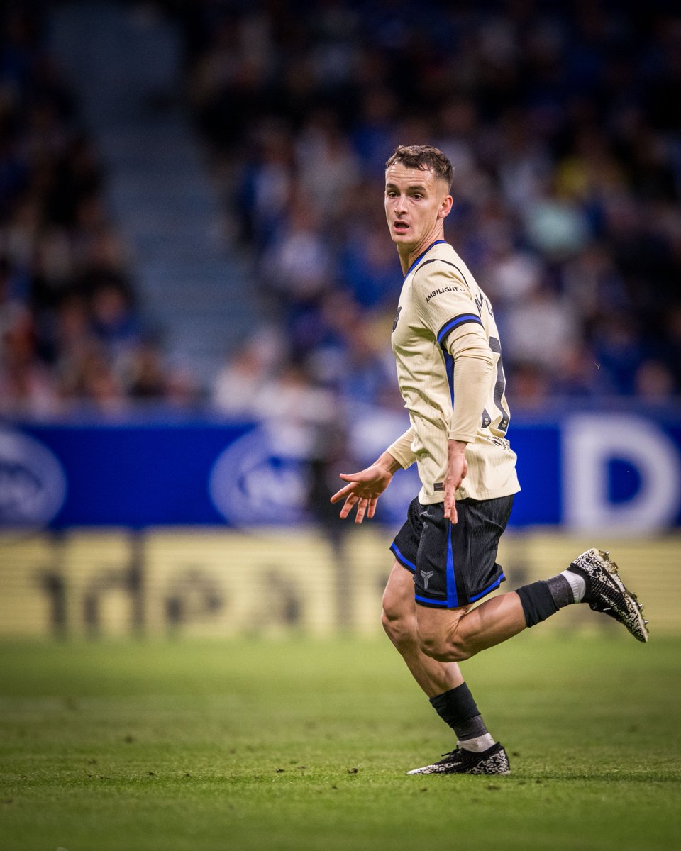 デコ　　バルセロナ　Portugal サッカー　football 20200131_trincao_getty-560x373.jpg