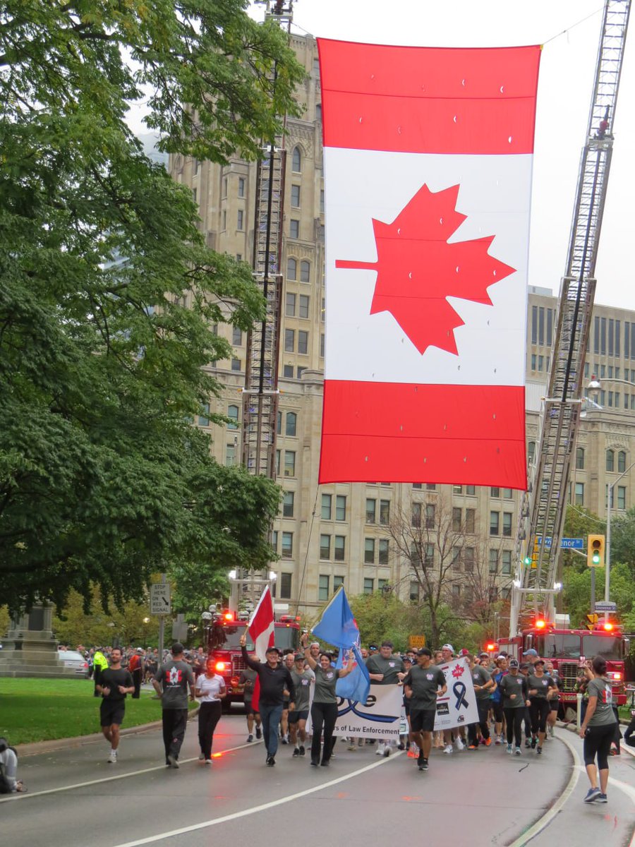 The Ontario Police Memorial Foundation is grateful to the National Peace Officers' Memorial Run for the generous $5,000 donation presented to OPMF Vice-President Lynn Neale at the 2025 Run To Remember press conference held at the site of the Ontario Police Memorial. 

We wish all