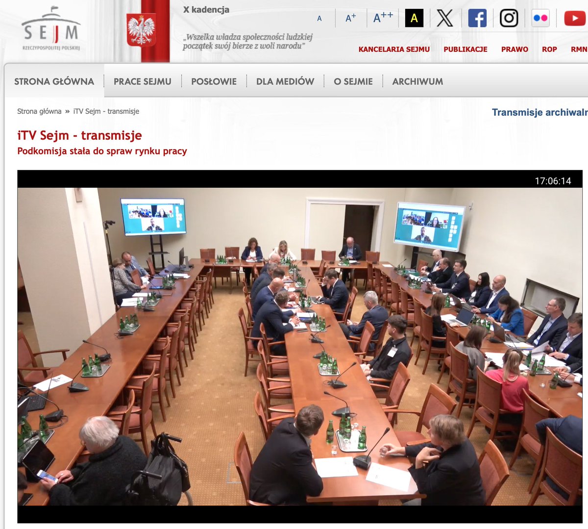 Powstaje szeroki front na rzecz uporządkowania #franczyza w Polsce.<a href="/UOKiKgovPL/">UOKiK</a> to kolejna instytucja, która widzi potrzebę regulacji ustawowej. Tego samego zdania są kluczowe resorty:
<a href="/MRPiPS_GOV__PL/">Ministerstwo Rodziny, Pracy i Polityki Społecznej</a>, <a href="/MS_GOV_PL/">Min. Sprawiedliwości</a>,<a href="/MF_GOV_PL/">Ministerstwo Finansów</a>, eksperci Biura Ekspertyz i Oceny Skutków Regulacji