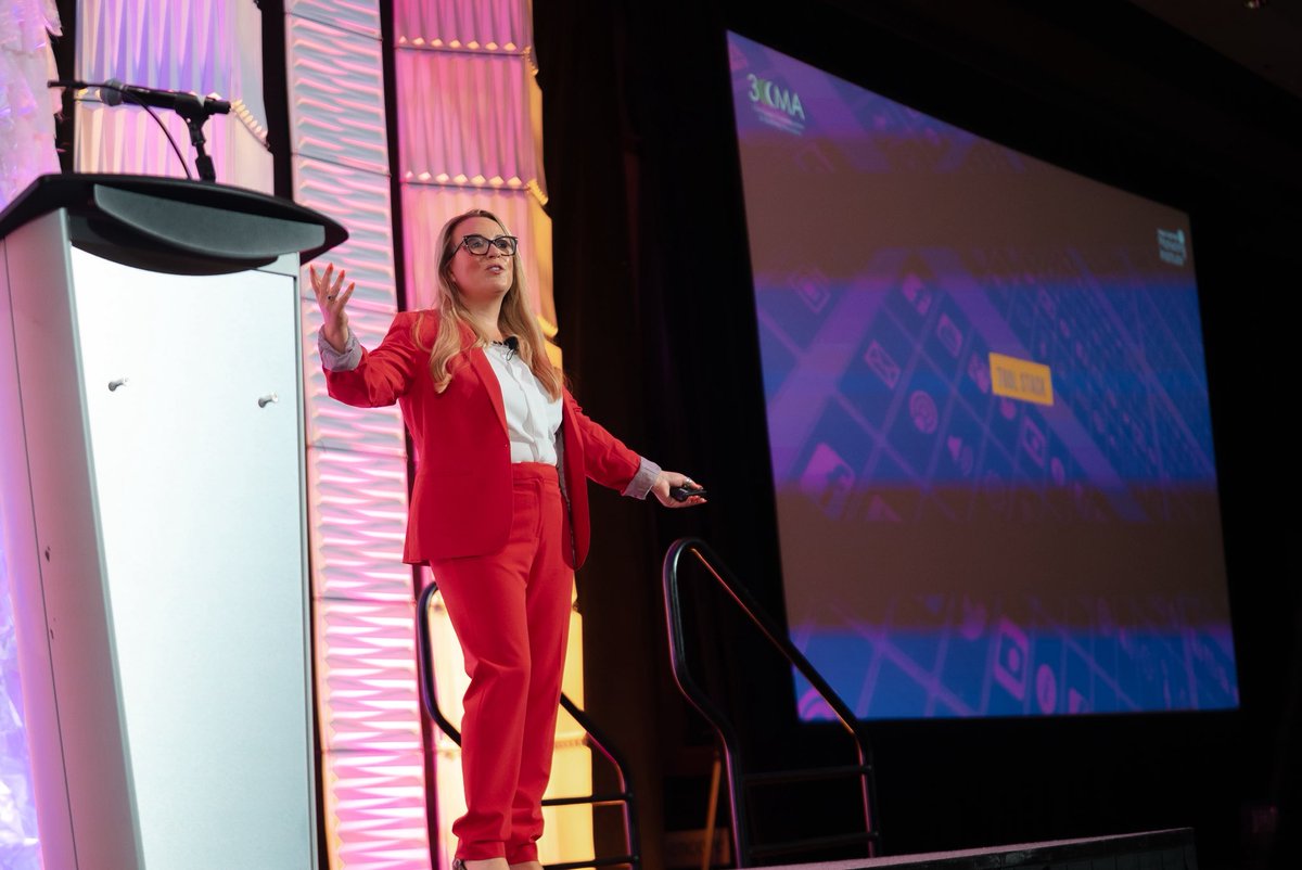 Joanne Sweeney tweet media