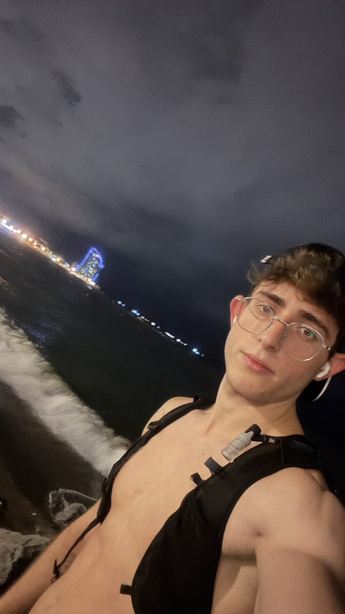 Johnny Dan (@dadonjonny) on Twitter photo 