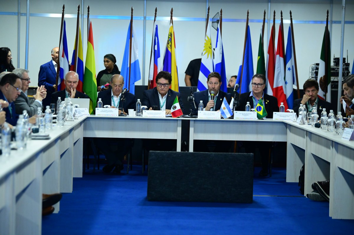 Me enorgullece haber participado de forma activa en la Reunión Plenaria de Comisiones de la @FiicLa.
Estoy convencido de que la suma de esfuerzos es fundamental para seguir impulsando la infraestructura y el bienestar de nuestras naciones.