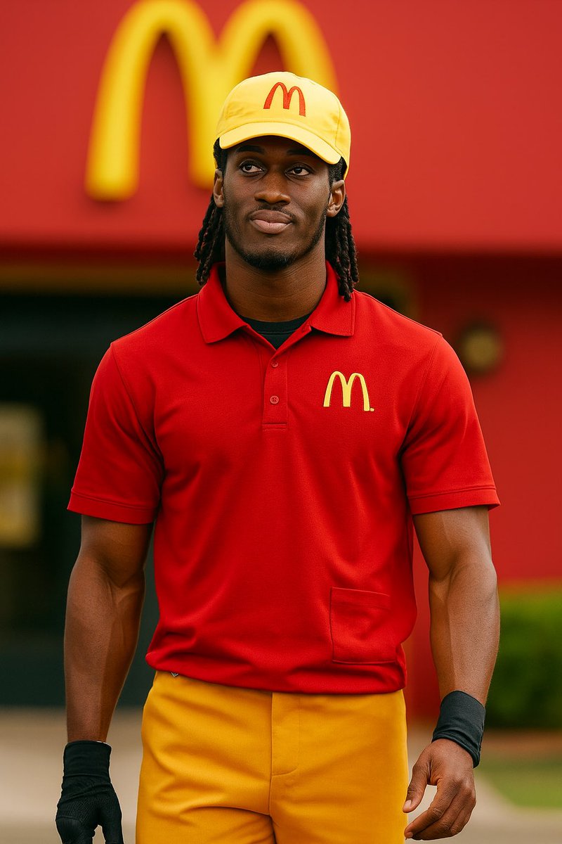 GhettoGronk's tweet image. McDonald’s Marv ready to clock in for another 2 for 27 special vs Seattle tonight. Put the fries in the bag Jr.