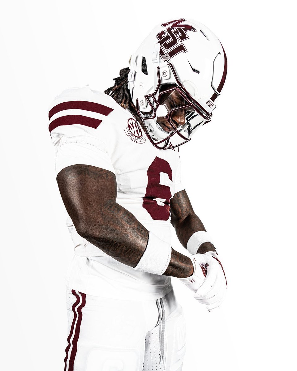 College Football Zone tweet media