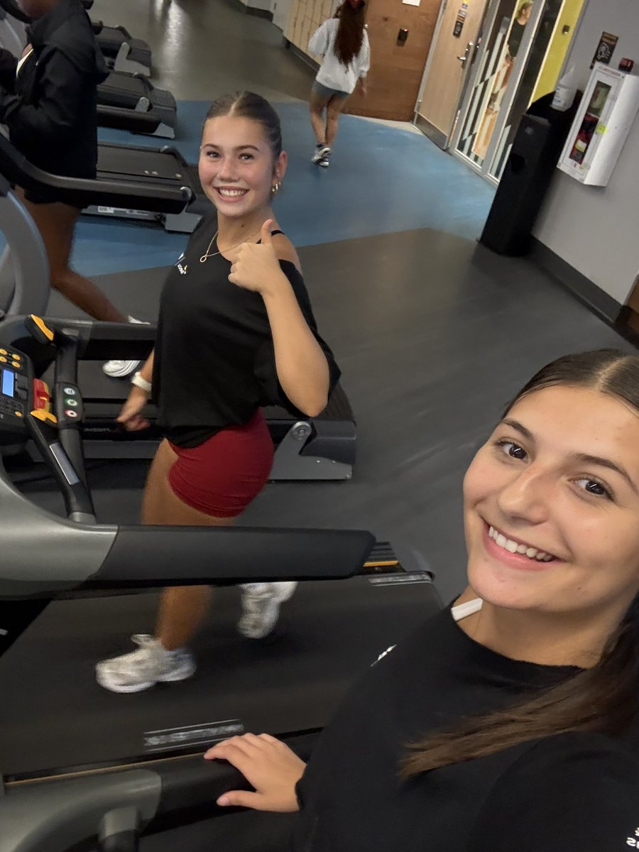 Team members Liv and Noelle catching up, while working out at Burdick! 
#TUSportClubsChallenge2025