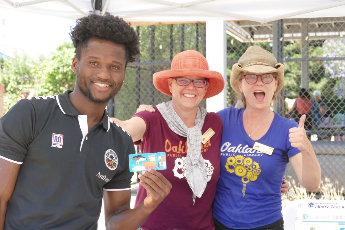 oaklibrary's tweet image. Having fun isn&apos;t hard when you&apos;ve got a library card! 🤩Just ask the @oaklandrootssc! #LibraryCardSignUpMonth