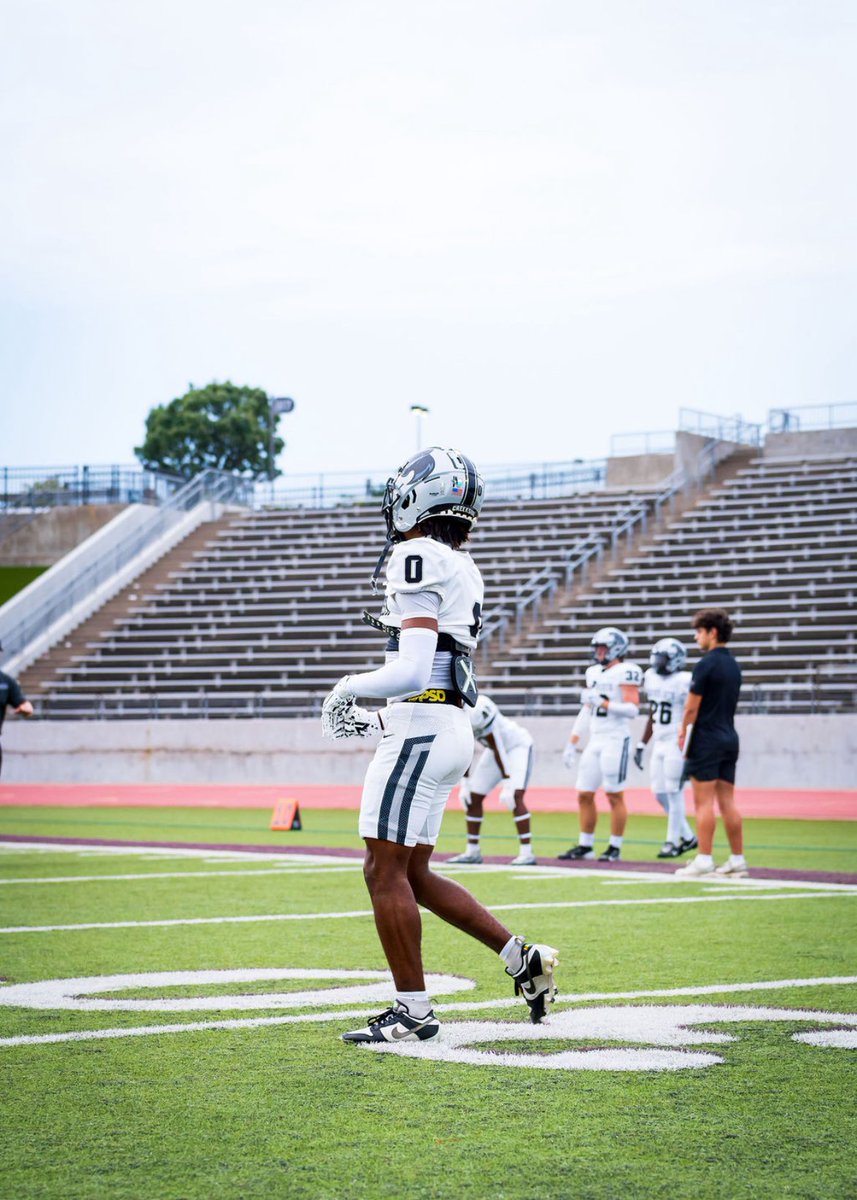 ElyonWhite's tweet image. Blessed &amp;amp; Thankful for another year of life. #ThankYouJesus 🔞