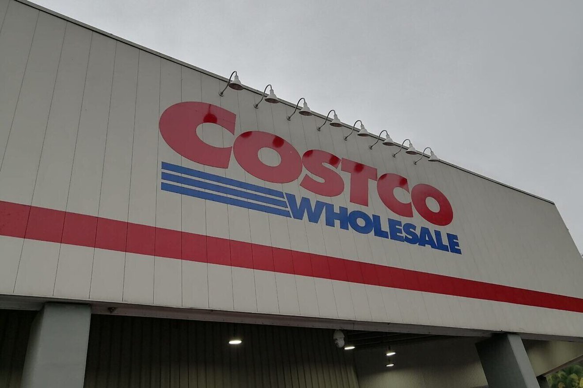 NEWS [Government] [Other] [World Conflict]: Trump admin bars Iranian diplomats from shopping at wholesale stores in US dlvr.it/TNHwSX