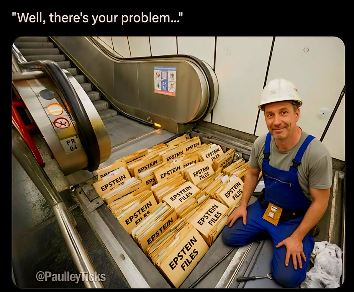 The_x_Truth's tweet image. Don&apos;t worry guys they found the problem and the escalator is back up and running.