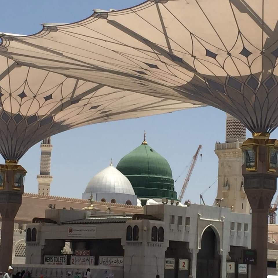 _Huda_4's tweet image. صلُّوا على غيث القلوب وريِّها
خير الخلائقِ رحمة الرحمن ﷺ