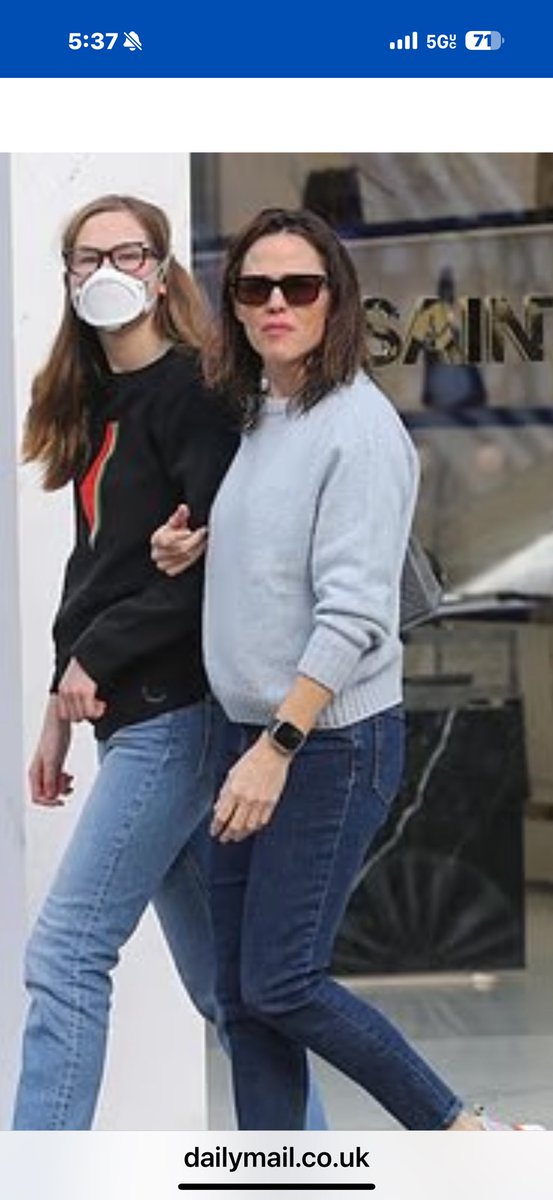 We should all be wearing masks… just not my Mom or Dad! 😑😂 Grow up little girl!