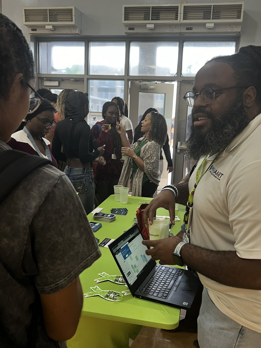 Monifa  Nealy tweet media