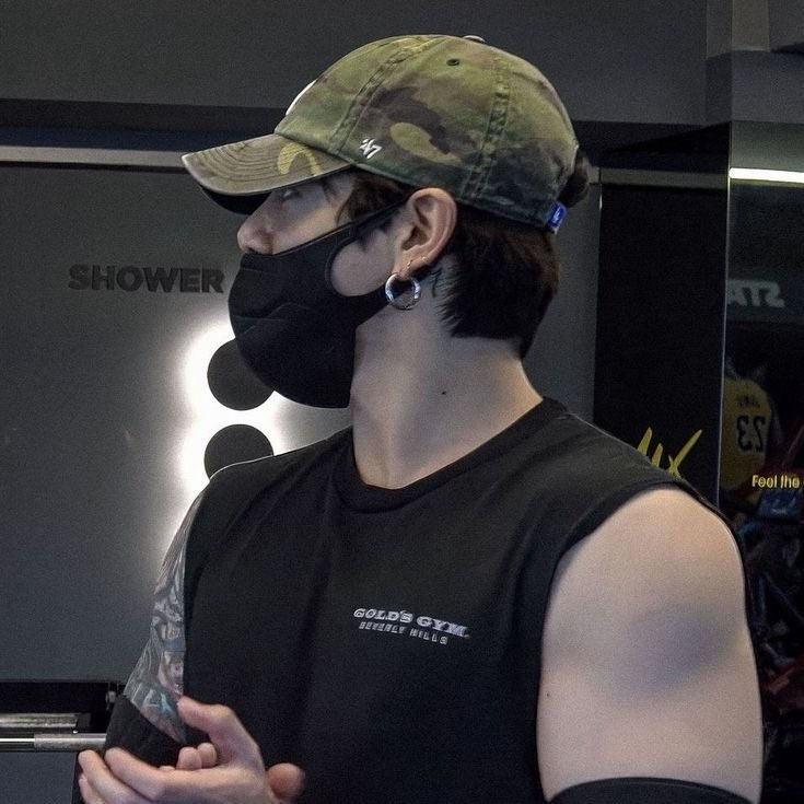 ems⁷ ⊙⊝⊜ 𖣂 🪭 | saw mcr tweet media