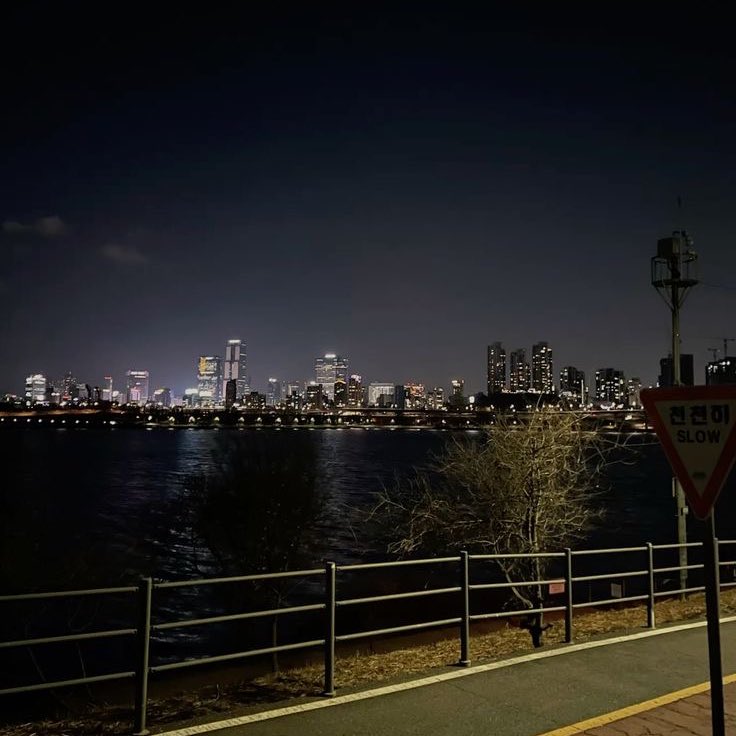 ems⁷ ⊙⊝⊜ 𖣂 🪭 | saw mcr tweet media