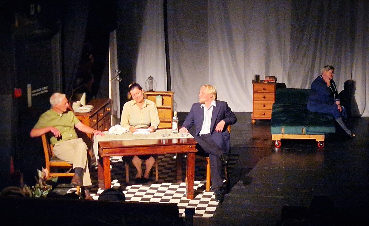 #Review: Lovesong at @norwch_puppet til 27 Sep, tickets £12-16
"This series of snapshots through a couple’s life together is a softly-delivered sucker punch, packed with emotion and unexpected twists."
cultivated.org.uk/reviews/drama/…
#Norwich #Norfolk #drama