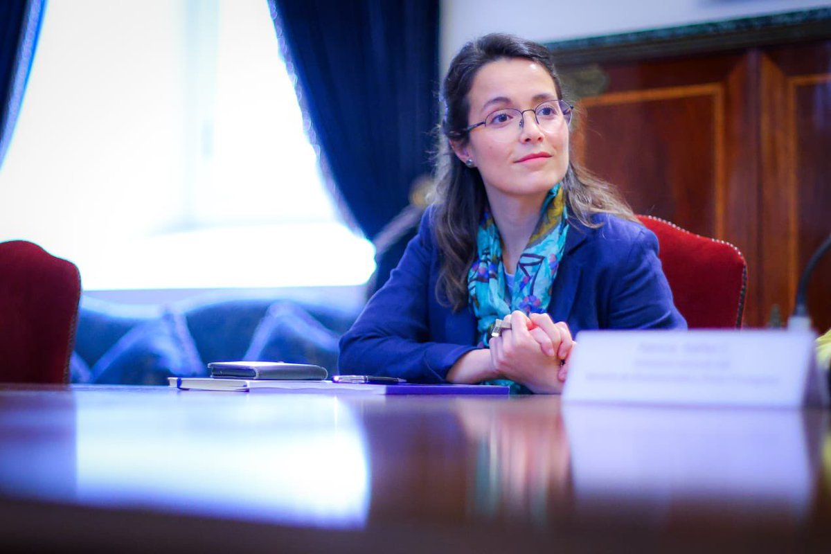 Comisión para Integridad Pública y Transparencia (@integridad_gob) on Twitter photo ¡Un trabajo en línea con la Estrategia Nacional de Integridad Pública!
✍️Hoy firmaron un Convenio <a href="/Segpres/">Ministerio Secretaría General de la Presidencia</a>, <a href="/ServicioCivilCL/">Servicio Civil</a> y Servicio de Biodiversidad y Áreas Protegidas, para apoyar a este último en la creación de su Código de Ética y sistema de integridad. ¡Un trabajo en línea con la Estrategia Nacional de Integridad Pública!
✍️Hoy firmaron un Convenio <a href="/Segpres/">Ministerio Secretaría General de la Presidencia</a>, <a href="/ServicioCivilCL/">Servicio Civil</a> y Servicio de Biodiversidad y Áreas Protegidas, para apoyar a este último en la creación de su Código de Ética y sistema de integridad.
