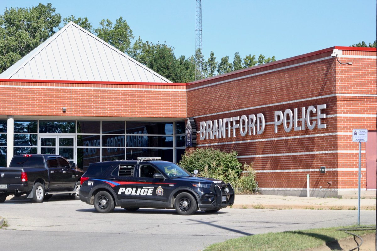 Ohsweken man charged after motel incident. For further details, go to brantbeacon.ca/ohsweken-man-f…