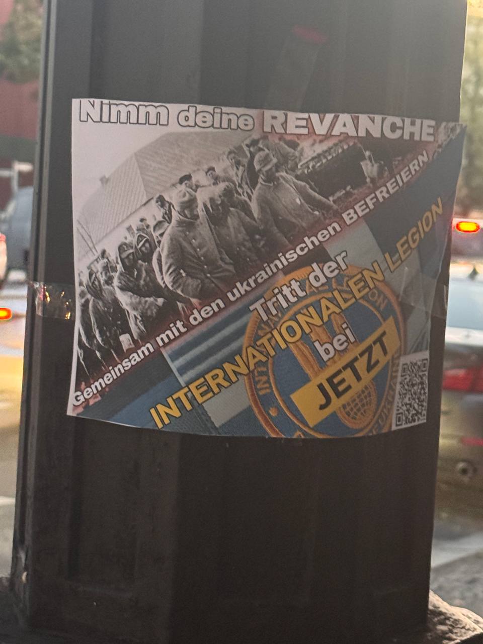 In Berlin werden auf Flyern in strafbarer Weise Soldaten für die internationale Legion der ukrainisc...