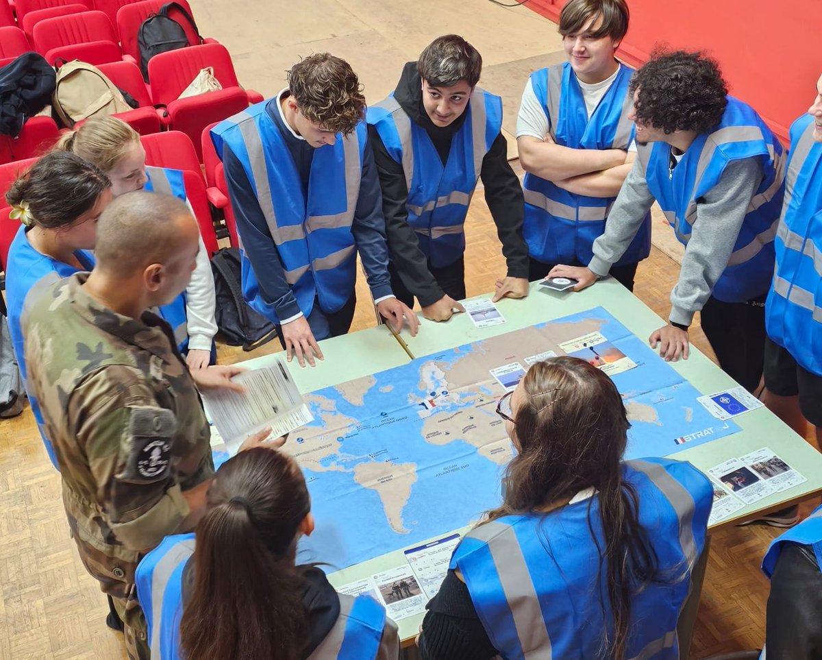 Chef du 4e Régiment étranger (4e RE) tweet media