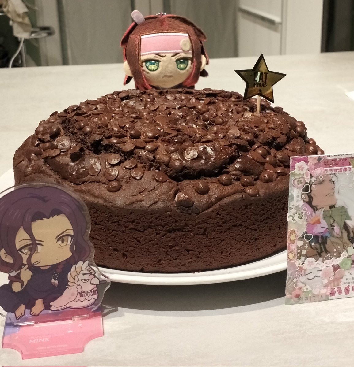 sacrihaji's tweet photo. cake for the birthday boy!! ♡ #dmmd https://t.co/azjDgxAA8C