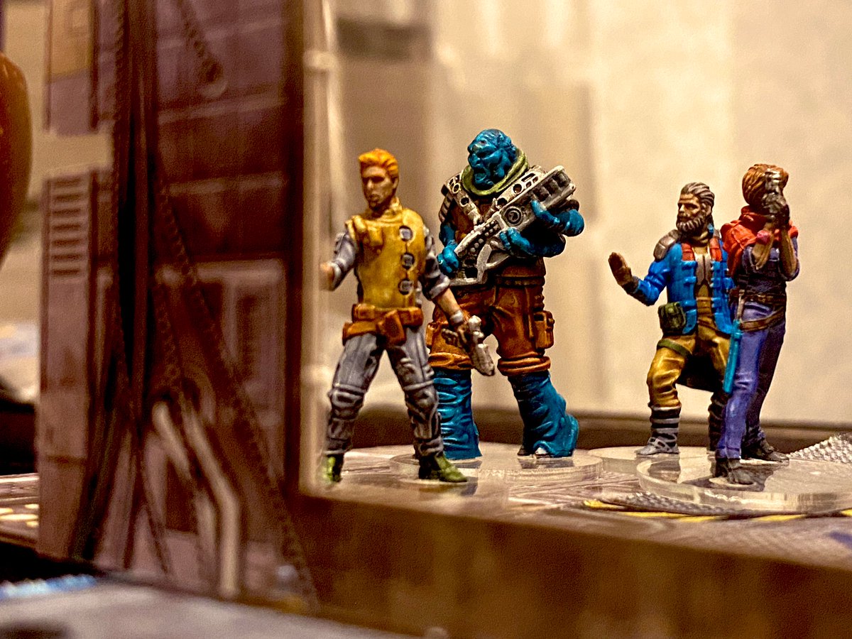 bobon_bestiajo's tweet image. Primer simulacro de partida a #corespace con algunas conclusiones:
- el set up es largo, pero el juego es muy rápido. 2 acciones y listo. Otro. Tiene buena pinta
- la situación se descontrola en un pis pas. Estás solo y de repente la purga te rodea. 😳
- en mesa es precioso

😍